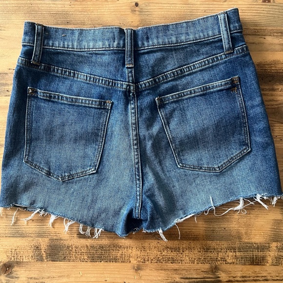 Madewell Distressed High Rise Denim Cut Off Shorts Style F7019 Size 27 - Picture 3 of 9